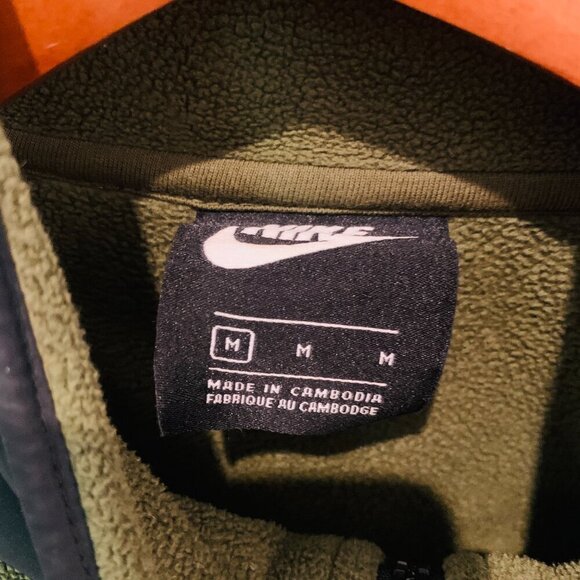 Nike Sportswear Mens Olive Green  1/2-Zip Winter Fleece CZ4900-410 Size Medium - Picture 11 of 16